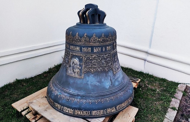 На звонницу Николо-Шартомского монастыря поднимут двухтонный колокол